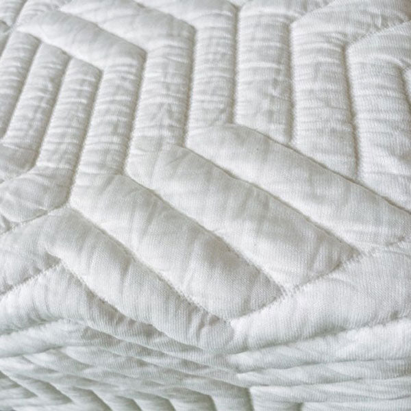 10 "vierschichtige COOL-Matratze aus mittelfestem Baumwolle mit zwei Kissenstempeln